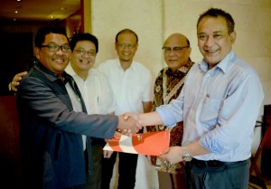 Penandatangan MoU PT MTI dan PT Teluk Lamong
