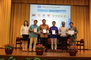 Pemberian buku berjudul ‘28 Gagasan Kritis Pemuda Maritim’ kepada  Duta Besar Luar Biasa Republik Indonesia untuk Republik Rakyat Tiongkok, Soegeng Raharjo; Konsulat Jenderal Republik Indonesia Hong Kong dan Makau, Chalief Akbar serta Konsulat Jenderal Republik Indonesia untuk Guangzhou, Ratu SIlvy Gayatri.