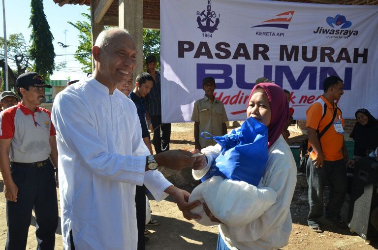 Gelar Pasar Murah di Cirebon dan Cilegon, BKI kian Berdedikasi pada Negeri