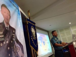 Penulis Buku My Fish My Life, Letkol Laut (P) Salim dalam acara Bedah Buku di UNDIP, (27/8).