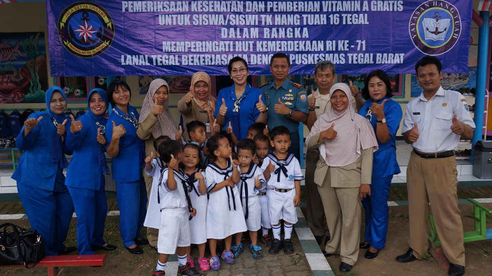 Jaga Kesehatan Mata Anak, Ketua Jalasenastri Cabang 7 Tegal Beri Vitamin A