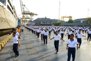 Rekor MURI Menari Famire Masal Terbanyak