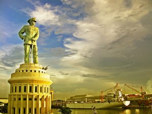 Patung Monjaya di Dermaga Ujung, Surabaya jadi simbol Negara Maritim Indonesia