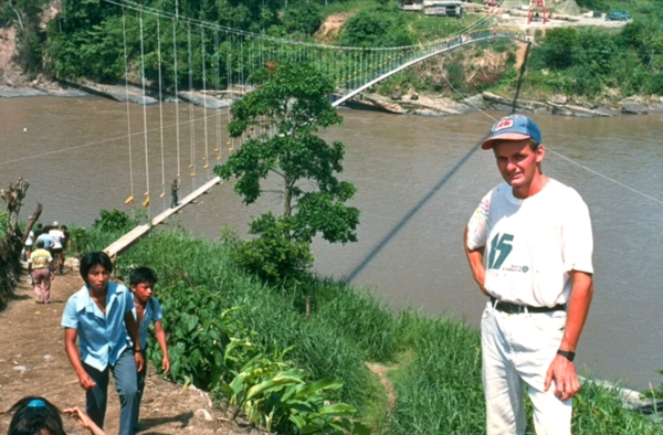 Toni Ruttiman, WN Swiss yang Bangun Puluhan Jembatan di Pelosok NKRI