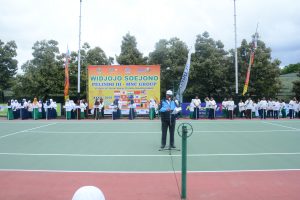 Sedikitnya 400 petenis junior baik nasional maupun internasional yang berasal dari 16 negara tercatat mengikuti kejuaraan tenis bertajuk International Junior Championship “Widjojo Soejono-Pelindo III-MNC Group” ke XXXV tahun 2016 berlangsung di Lapangan Tenis Makodam V/Brawijaya, pada tanggal 8 - 16 Oktober 2016.