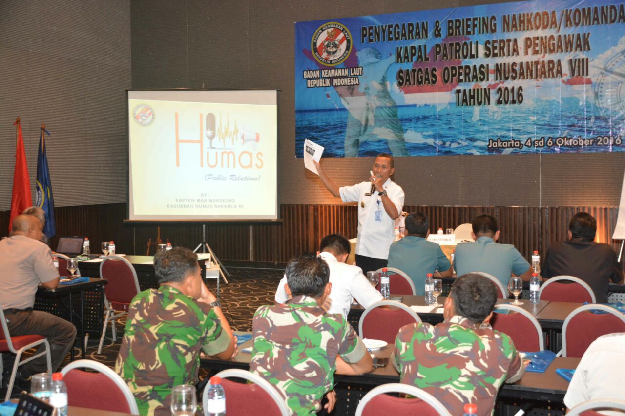 Komandan Kapal dan Pilot Pesawat Belajar Ilmu Kehumasan