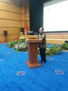 Menhub Budi Karya memberi kata sambutan pada acara penandatanganan kerjasama Pengusahaan Jasa Kepelabuhanan Terminal Petikemas Muaro Jambi, di Jakarta.