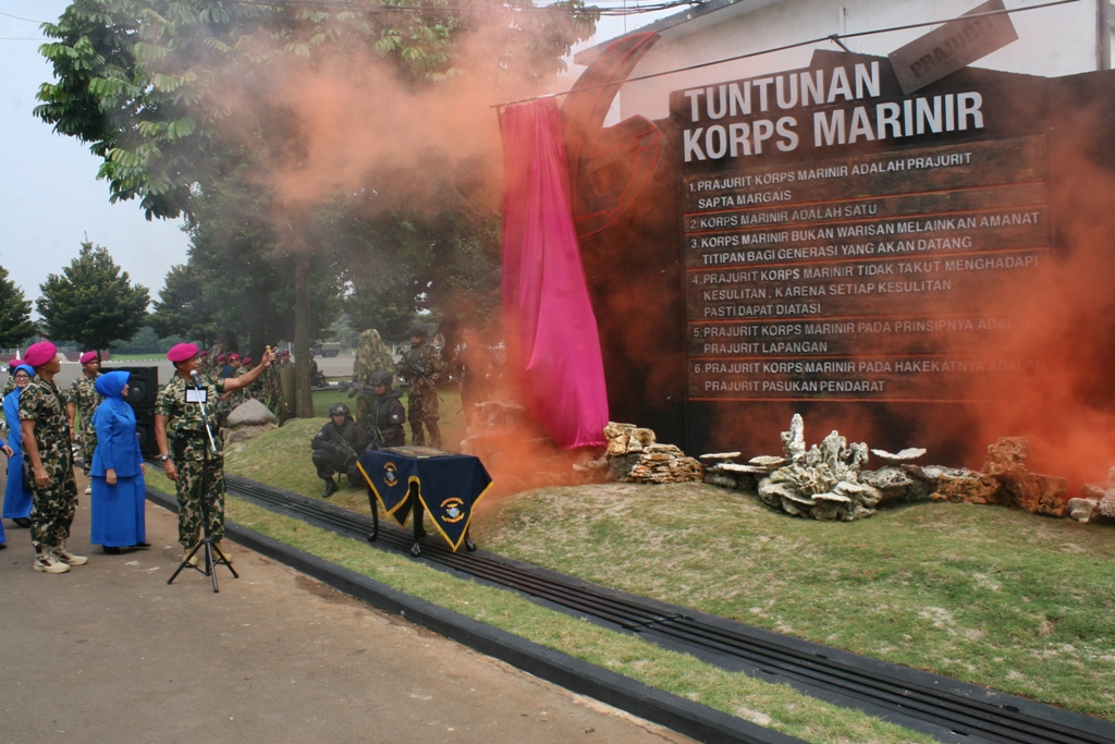 Cerminan Profesionalisme Prajurit, Monumen 6 Tuntutan Korps Marinir Diresmikan