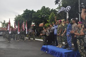 Dankormar pimpin napak tilas susuri rute perjuangan Corps Mariniers Corps Armada, cukal bakal KKO yang kelak menjadi Korps Marinir TNI AL saat ini.