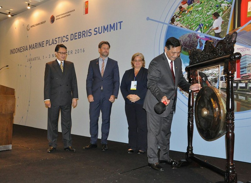 Indonesia Berkomitmen untuk Melindungi Laut Dari Polusi Sampah Plastik