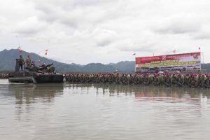 Suasana peringatan HUT Korps Marinir ke-71 di Marine Eco Park, Lampung.