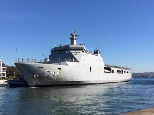 KRI Banda Aceh 593 saat sandar di Pelabuhan Sydney Australia.