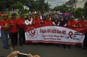 Peringatan hari AIDS sedunia yang dihadiri berbagai unsur pemerintahan kota Tegal.