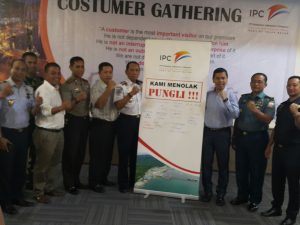 Costumer Gathering IPC Teluk Bayur dan kesepakatan bersama anti pungli di pelabuhan Teluk Bayur.