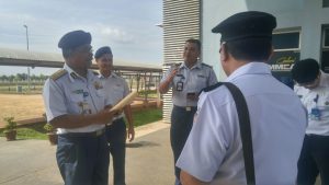  Bakamla RI melakukan kunjungan kerja ke Akademi Maritim Sultan Ahmad Shah (AMSAS) di Kuantan, Malaysia.