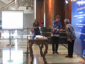 Suasana penandatanganan dokumen proyek “Enabling Transboundary Cooperation for Sustainable Management of The Indonesian Seas", pada Rabu (28/12) di Kantor KKP, Jakarta.