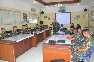 Latihan dan Praktek Teknik Digital Taruna AAL.
