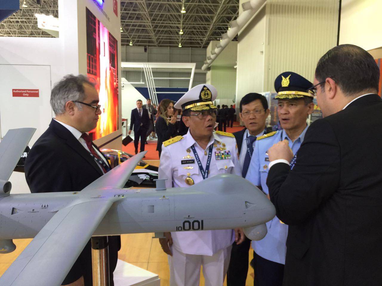 Sestama Bakamla RI hadiri Pameran Maritim dan Kedirgantaraan di Langkawi