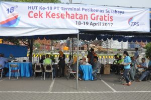 Pemeriksaan kesehatan gratis yang diselenggarakan oleh TPS.