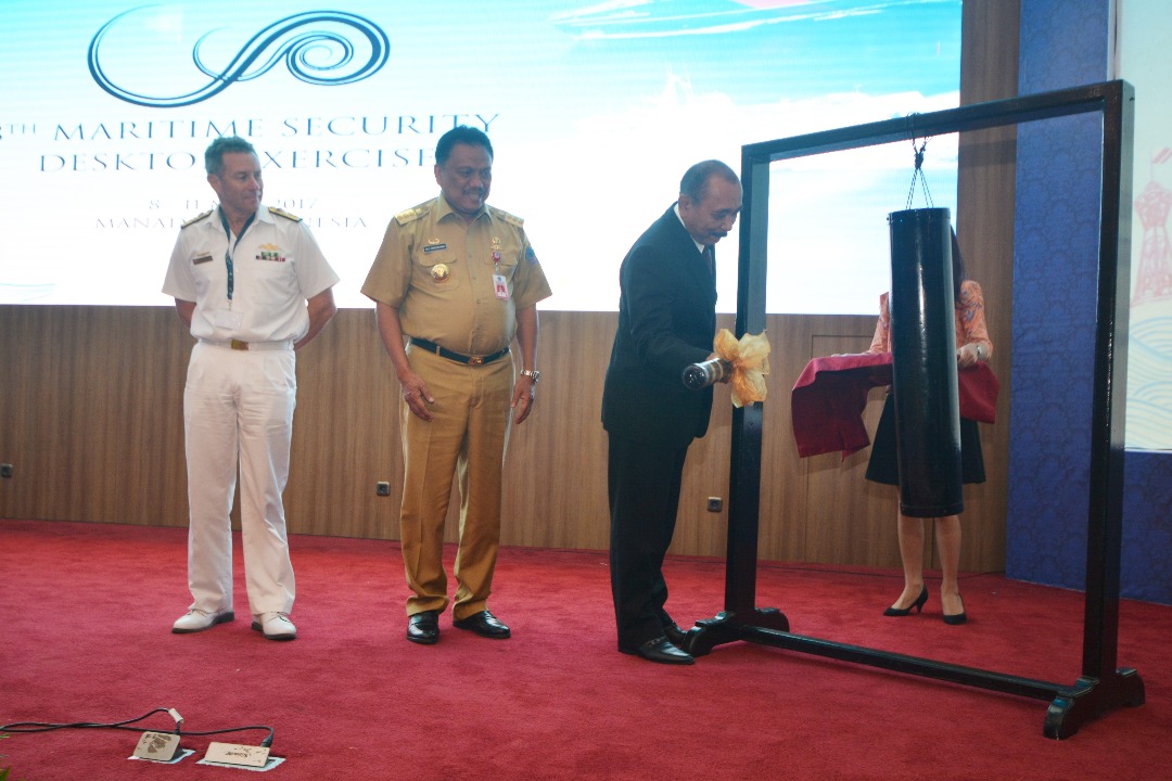 Kepala Bakamla RI Buka Acara 8th MSDE and Law of The Sea Course di Manado