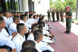 Catar AAL tour facility di Surabaya.