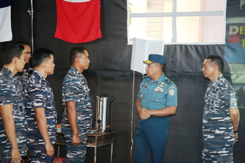 Waasops Kasal Arahkan Peserta Demo Tempur Laut HUT TNI
