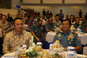 Panglima Armatim Laksda TNI, Darwanto M.AP bersama CEO Pelindo III, IG.N Askhara Danadiputra.