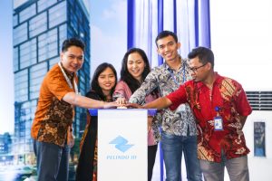 Penekanan Sirine Dari Para Pegawai Muda Pelindo III.