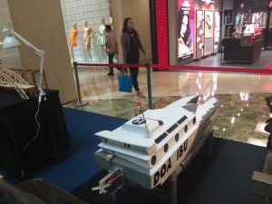 Model kapal plat datar hasil inovasi civitas FTUI yang sudah diproduksi oleh PT. Juragan Kapal dalam pameran 53 Tahun FTUI Untuk Negeri.