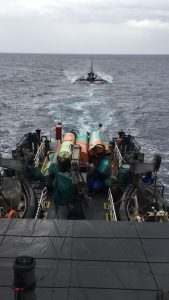 KP Orca 3 milik PSDKP-KKP yang mengamankan ponton atau rumpon liar nelayan Philipina di area perbatasan ZEE Laut Sulawesi.