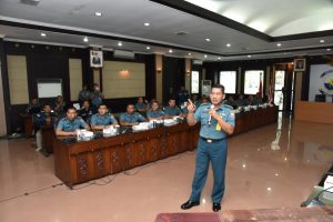 Pembekalan 70 orang Siswa PK TNI di Mako Armada II.