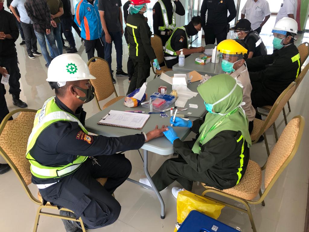 Makassar New Port Gelar Rapid Test Covid-19