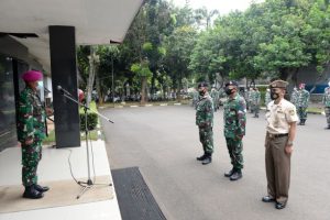 Upacara kenaikan pangkat personel Seskoal.