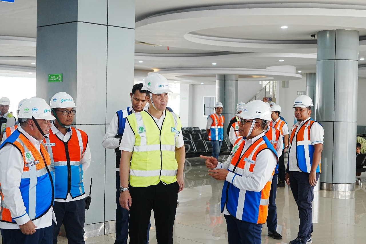 Danantara Tinjau Terminal Penumpang Pelabuhan Makassar